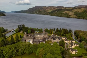 Highland Club Scotland and the world famous Loch Ness